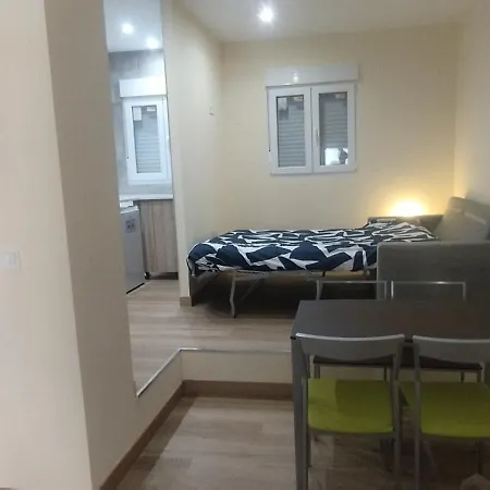 Arbe アパートホテル